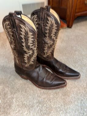 Tony Lama Women’s Cowboy Boots size 9